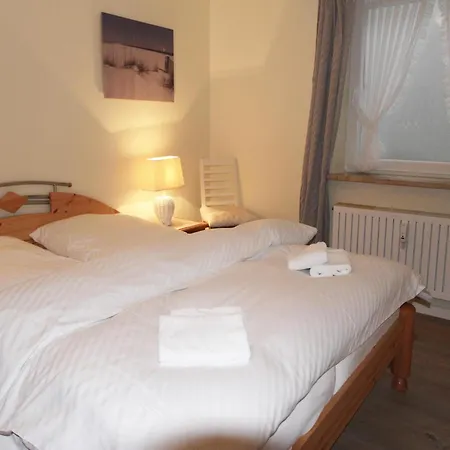 Frisia - Mittelweg 13, App L